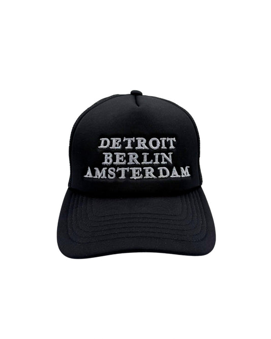 DETROIT BERLIN AMSTERDAM TECHNO TRUCKER HAT